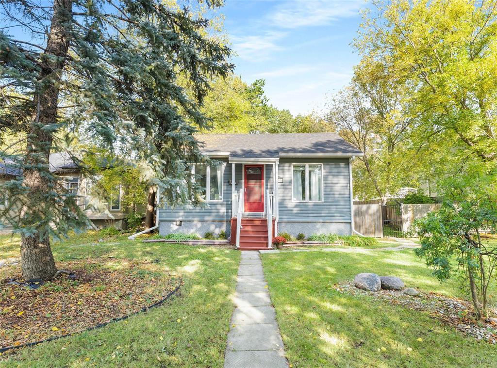 Property image for 71 Frederick Avenue|Winnipeg, Manitoba R2M1R4