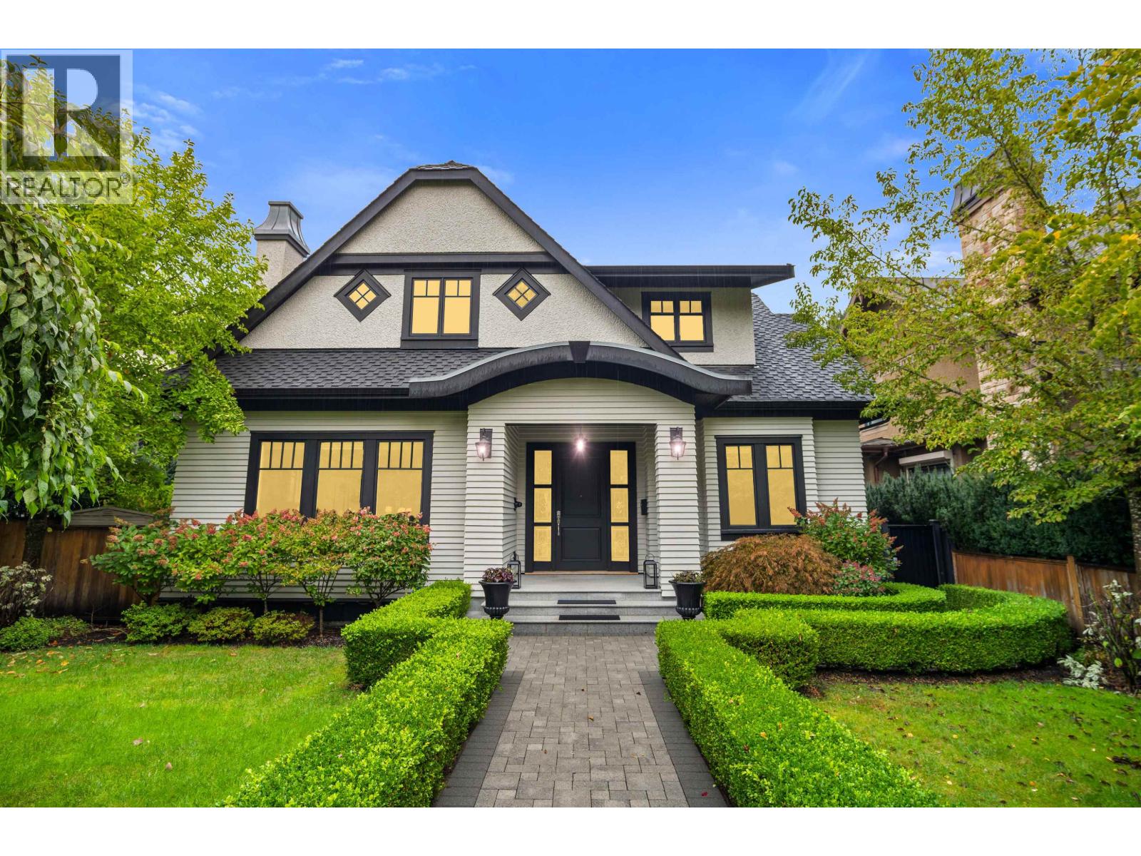 1189 W 32ND AVENUE|Vancouver, British Columbia V6H2H8