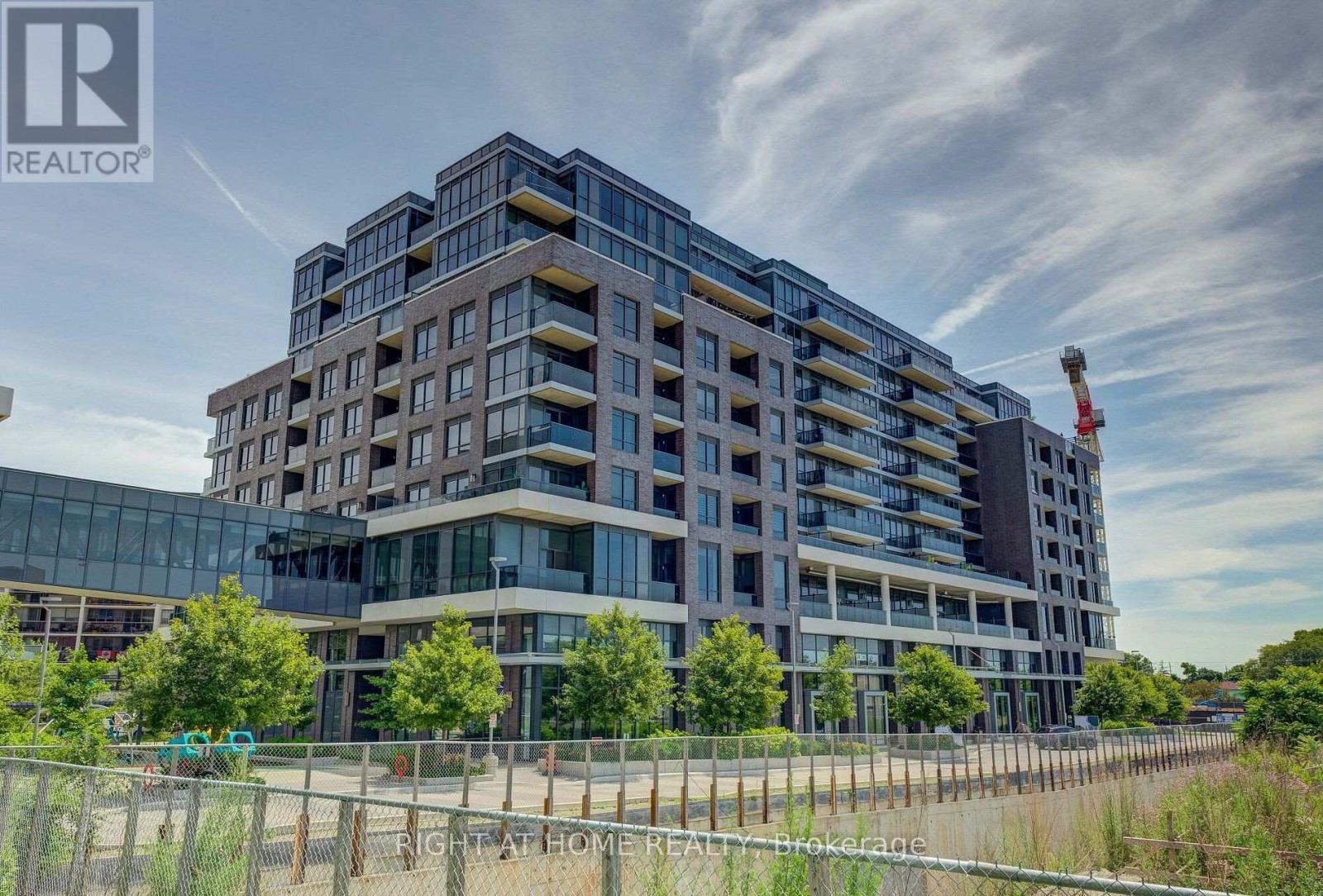 Primary image of 415 - 10 GIBBS ROAD|Toronto (Islington-City Centre West), Ontario M9B6L6