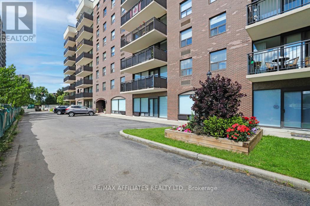 304 - 1190 RICHMOND ROAD|Ottawa, Ontario K2B8J3