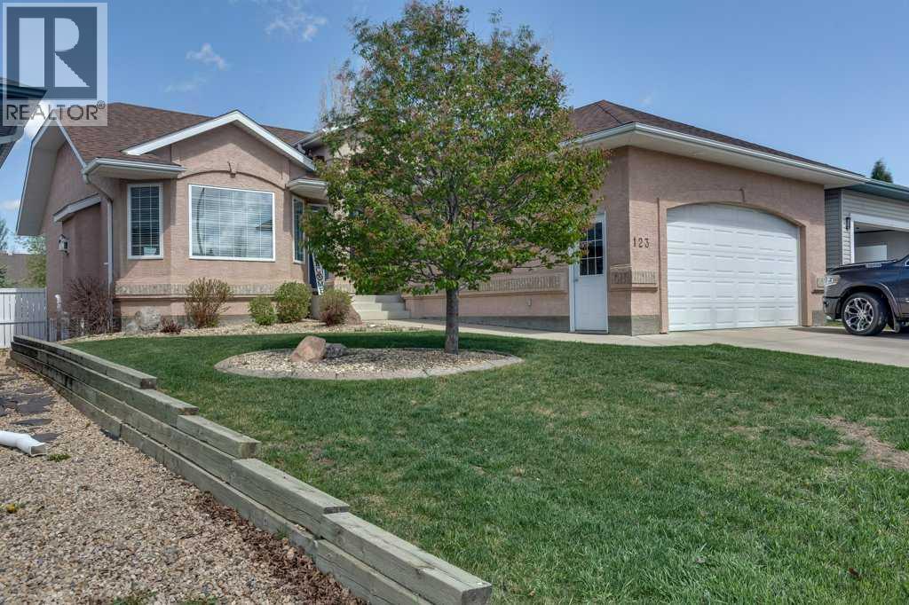 Property image for 123 Ammeter Close|Red Deer, Alberta T4R2Y4