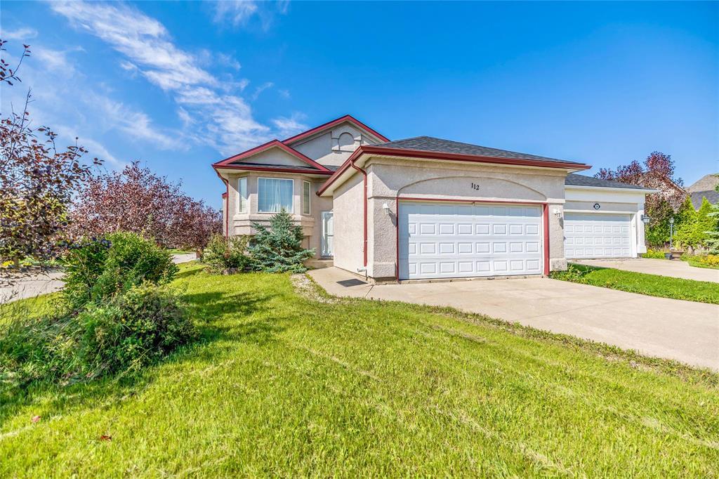 Property image for 112 Southside Drive|Winnipeg, Manitoba R3X2H3