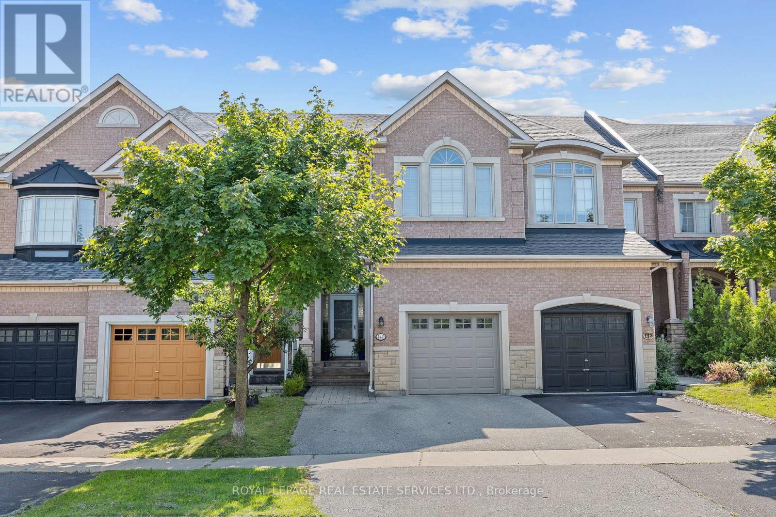 Property image for 140 KINGSBRIDGE CIRCLE|Vaughan (Beverley Glen), Ontario L4J8P2