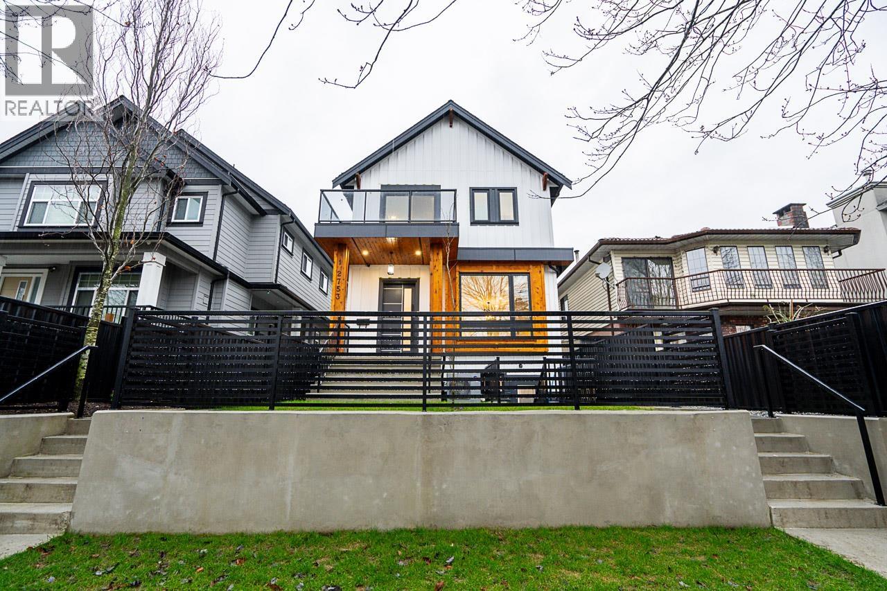 Property image for 1 2753 NANAIMO STREET|Vancouver, British Columbia V5N5E9