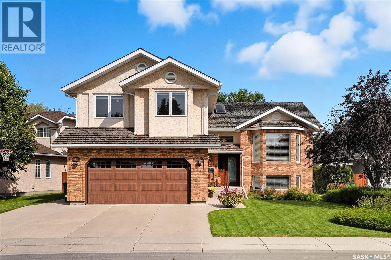 Property image for 303 Braeburn CRESCENT|Saskatoon, Saskatchewan S7V1A4
