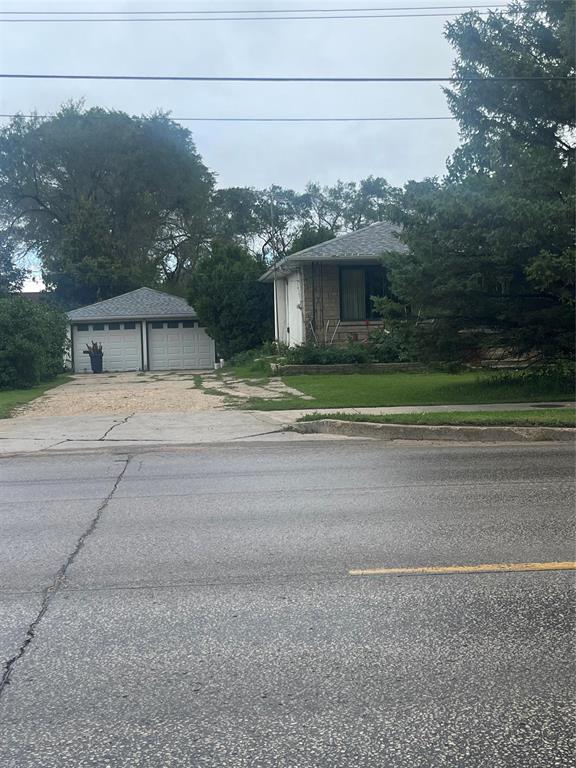 Property image for 385 Grassie Boulevard|Winnipeg, Manitoba R3W1S5