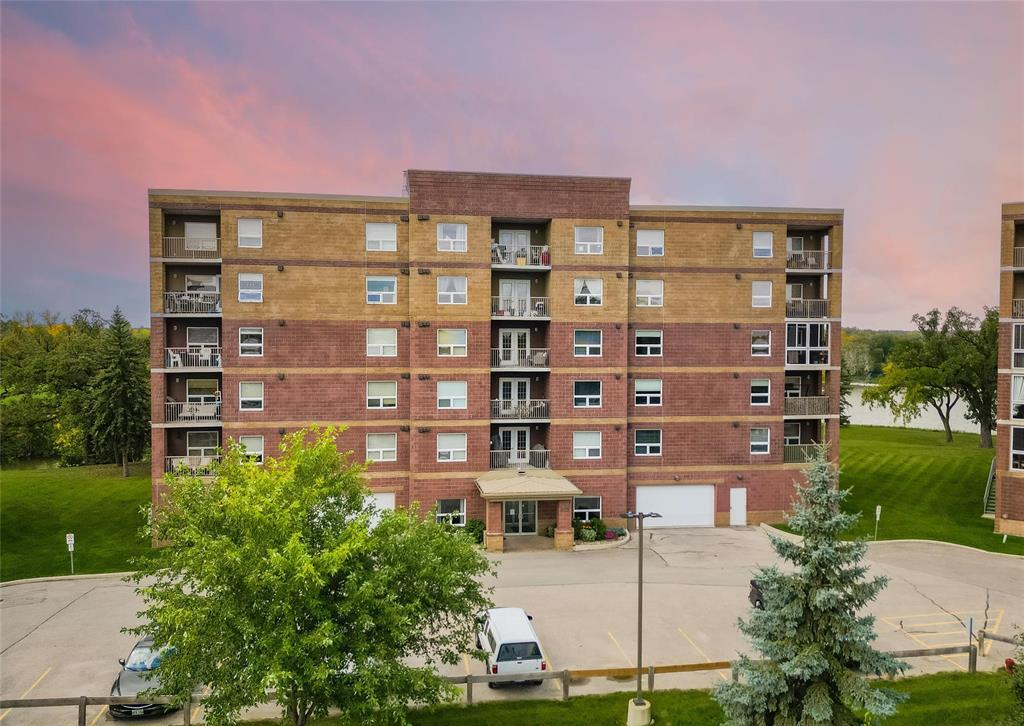 Property image for 2204 6940 Henderson Highway|Lockport, Manitoba R1B1A5