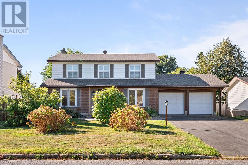 Property image for 99 QUEENSLINE DRIVE|Ottawa, Ontario K2H7J6