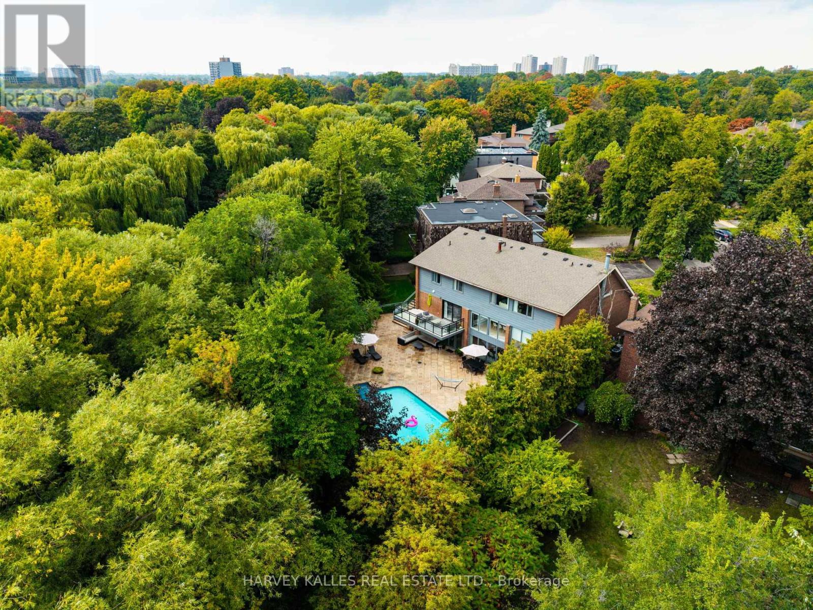Property image for 30 NEILOR CRESCENT|Toronto (Markland Wood), Ontario M9C1K4