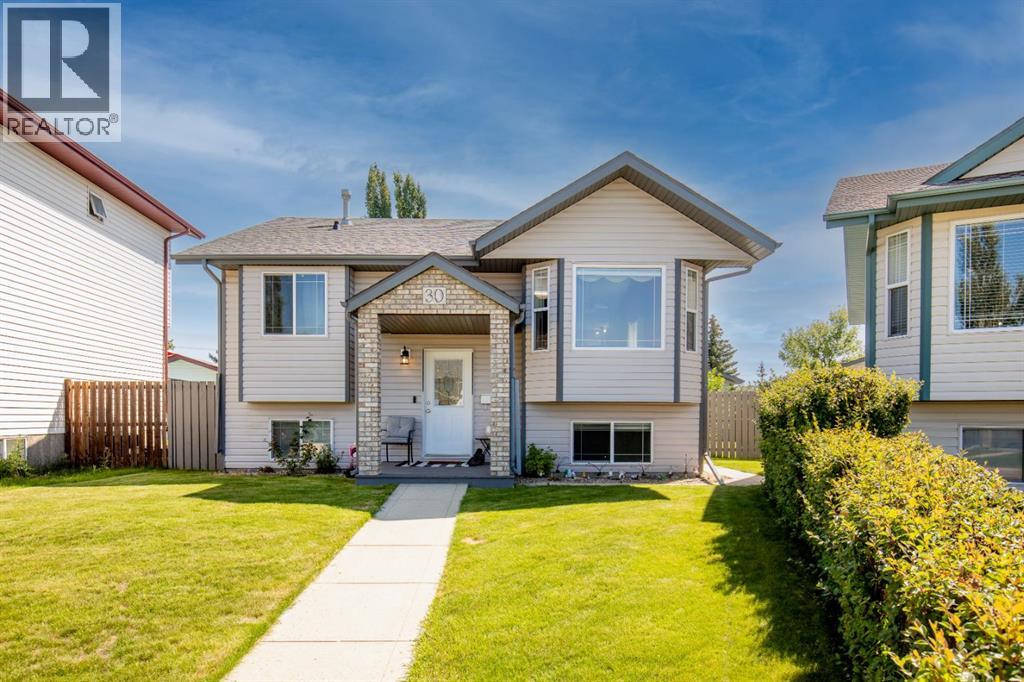 Property image for 30 Drummond Close|Red Deer, Alberta T4R3E1