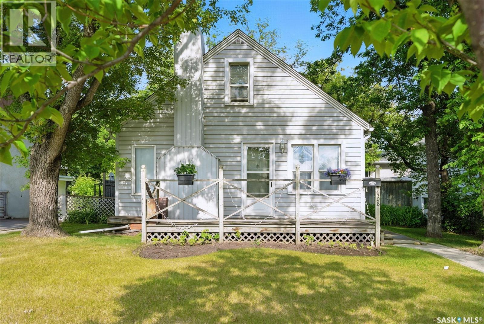 Property image for 1408 8th AVENUE N|Saskatoon, Saskatchewan S7K2X7