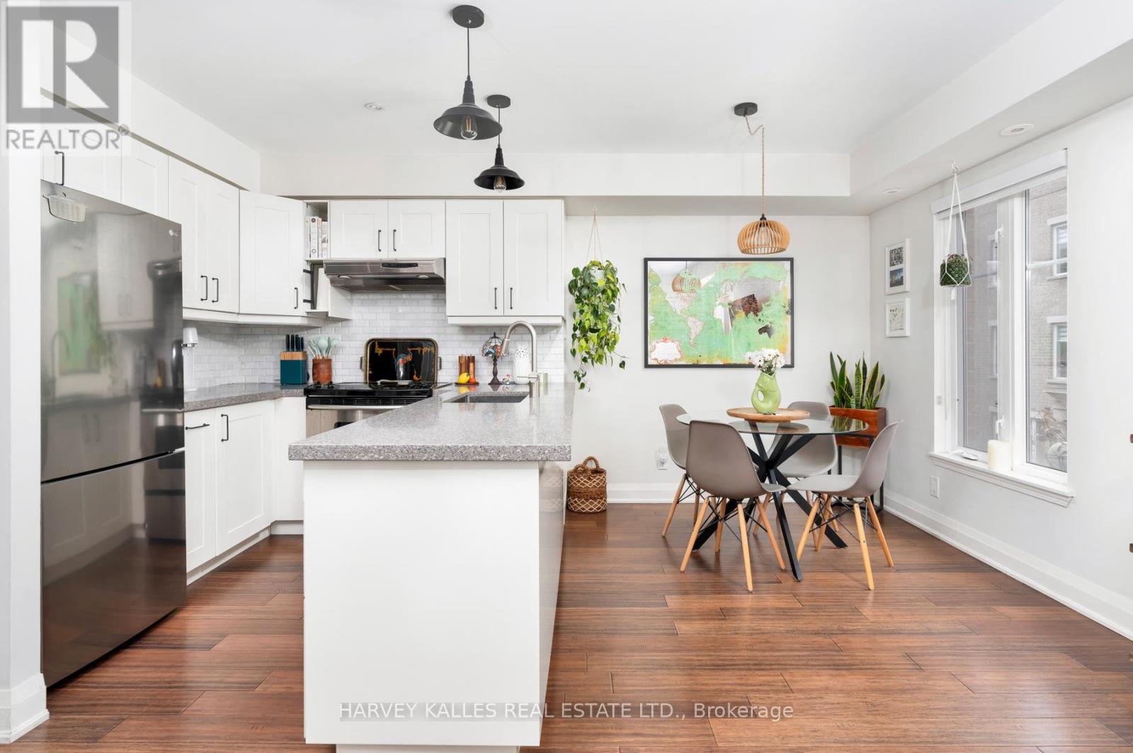 Property image for 413 - 34 WESTERN BATTERY ROAD|Toronto (Niagara), Ontario M6K3N9