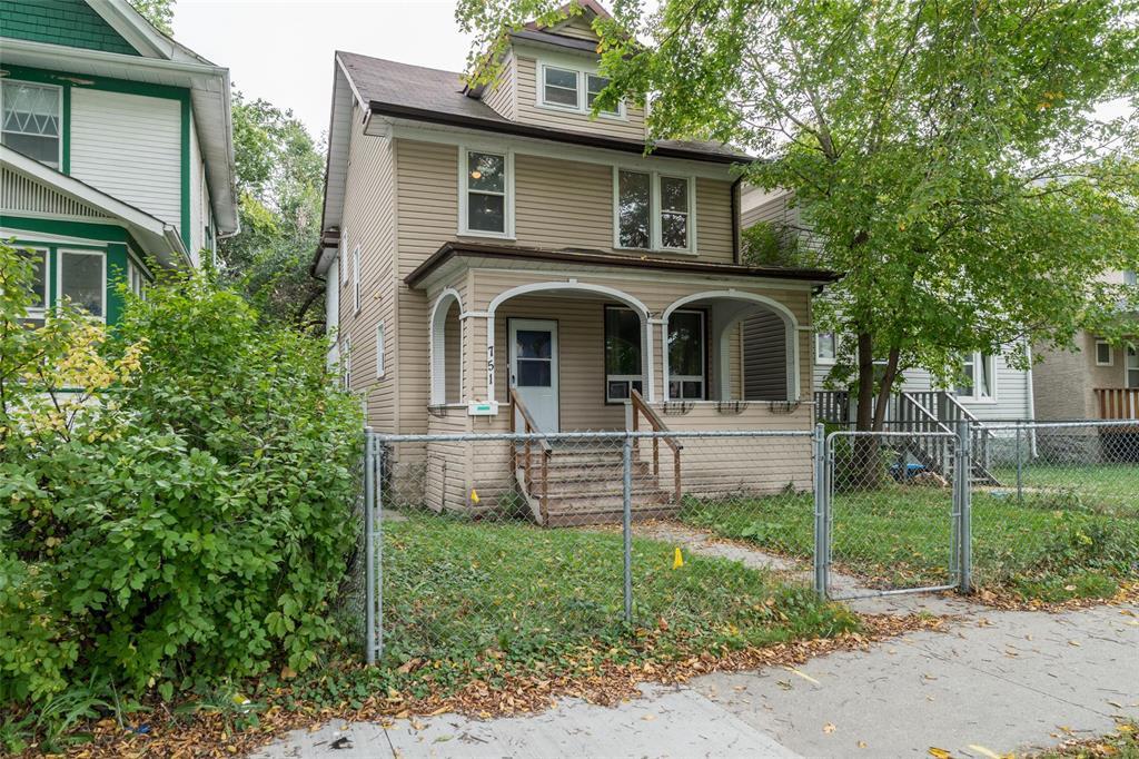 Property image for 751 Spruce Street|Winnipeg, Manitoba R3G2Z4