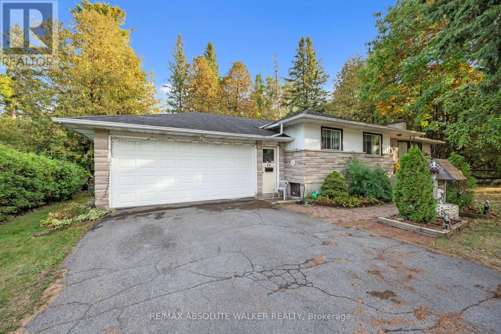 Property image for 16 BEVERLY STREET|Ottawa, Ontario K2S0S4