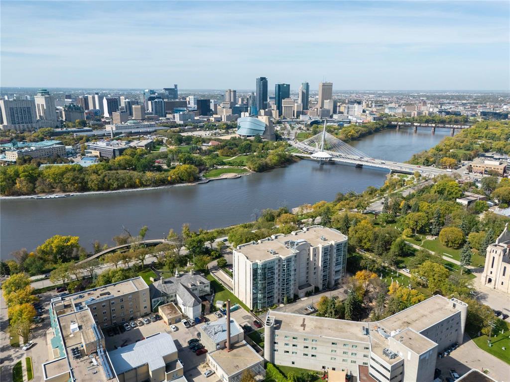 102 500 Tache Avenue|Winnipeg, Manitoba R2H2B2