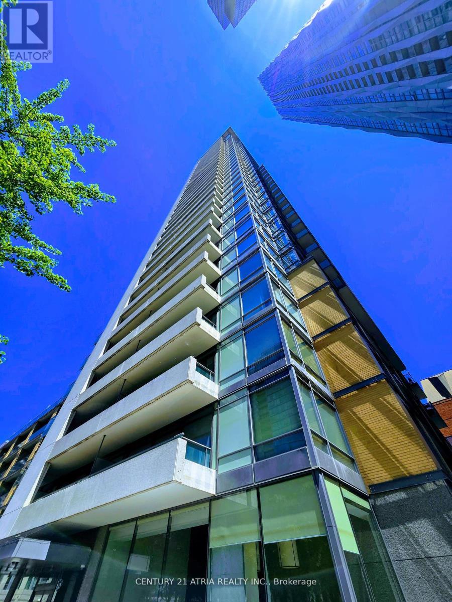 3103 - 18 YORKVILLE AVENUE|Toronto (Annex), Ontario M4W3Y8