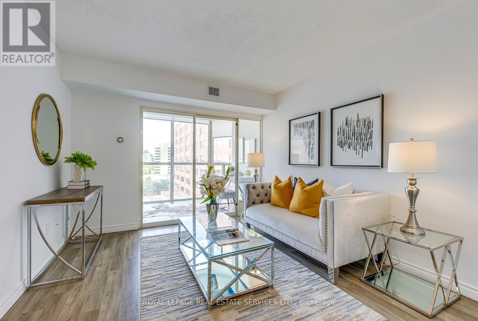 Property image for 1008 - 265 ENFIELD PLACE|Mississauga (City Centre), Ontario L5B3Y7