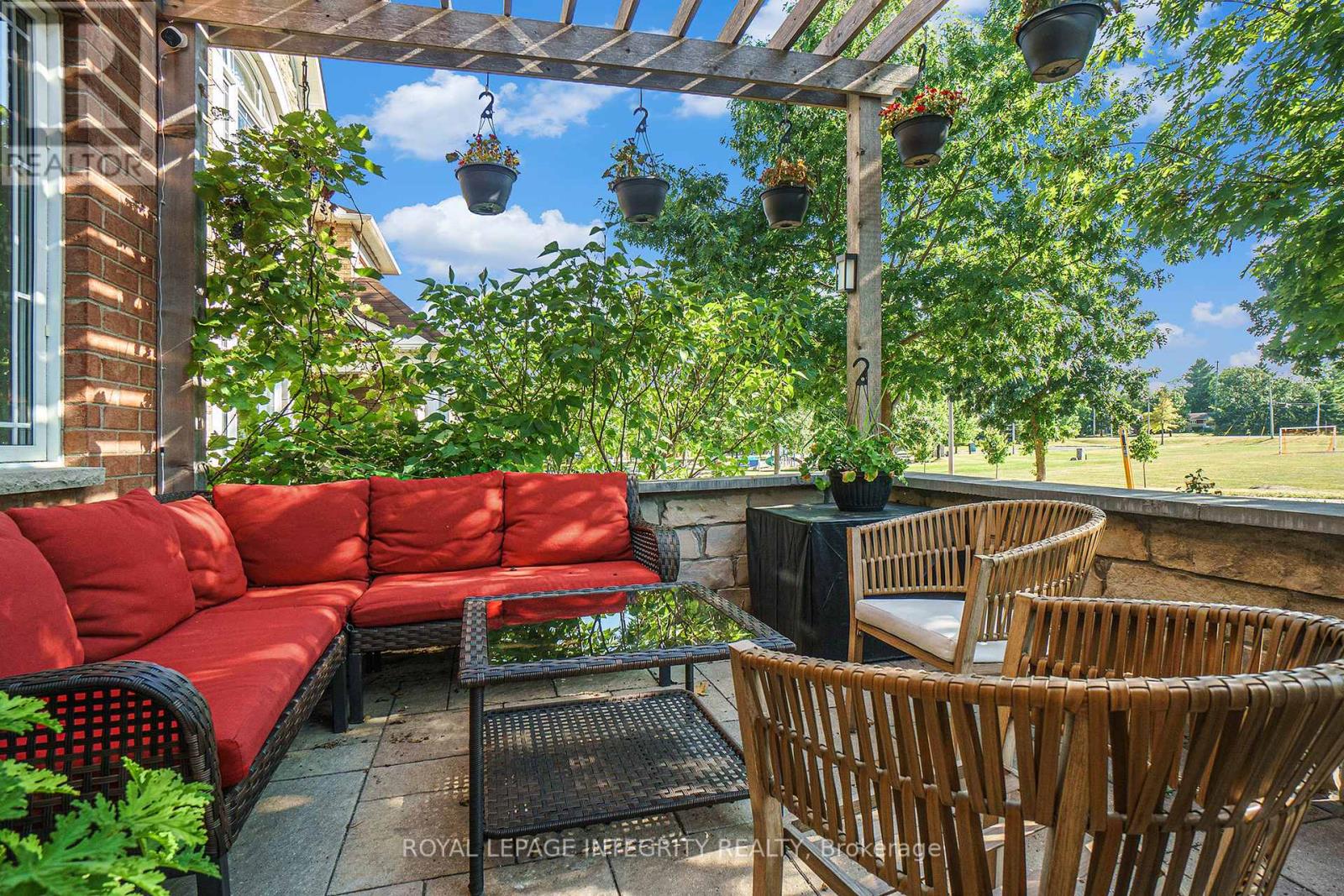 25 BERRY GLEN STREET|Ottawa, Ontario K2G7A5