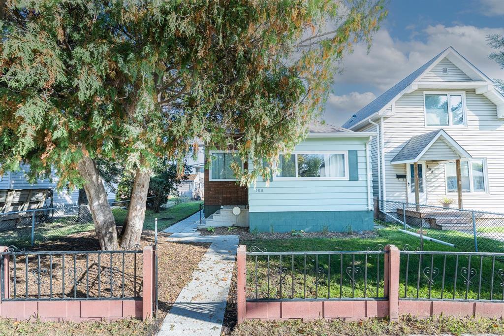 185 Perth Avenue|Winnipeg, Manitoba R2V0S8