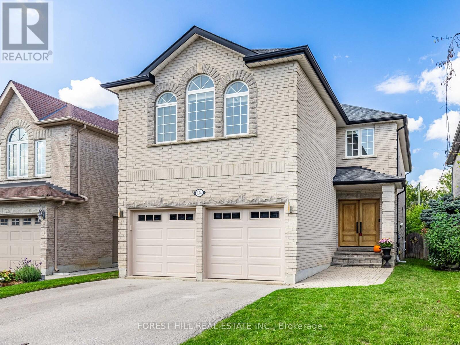 Property image for 134 ROYAL PALM DRIVE|Vaughan (Crestwood-Springfarm-Yorkhill), Ontario L4J8K1