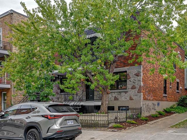 5070-5074 Rue de Mentana|Montréal (Le Plateau-Mont-Royal), Quebec H2J3C3