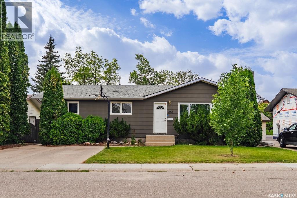 Property image for 243 Roborecki CRESCENT|Saskatoon, Saskatchewan S7K5L1