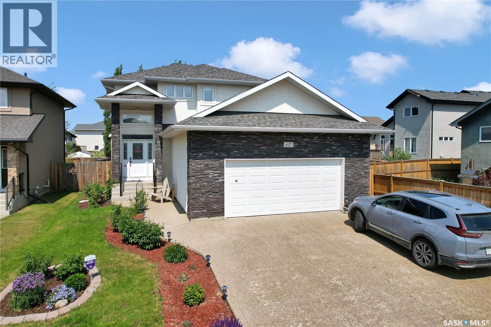 Property image for 627 Rempel CRESCENT|Saskatoon, Saskatchewan S7T0J2