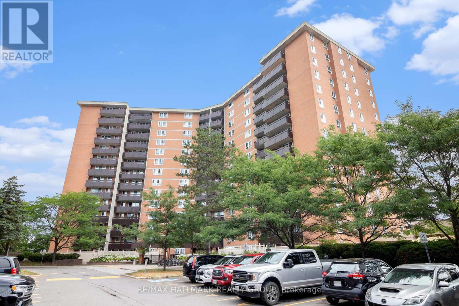 Property image for 407 - 2020 JASMINE CRESCENT|Ottawa, Ontario K1J8K5