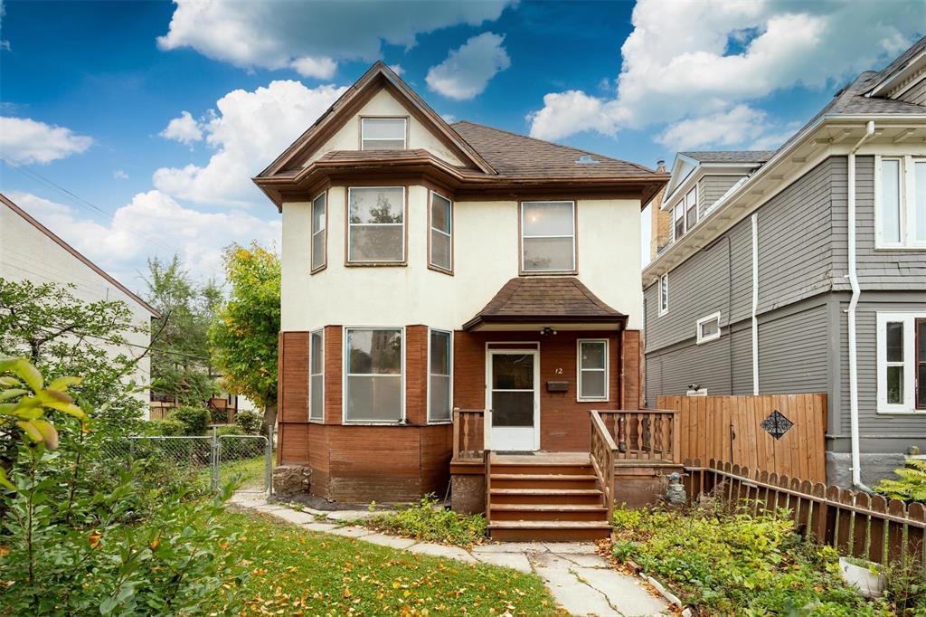 Property image for 12 Dundurn Place|Winnipeg, Manitoba R3G1C2