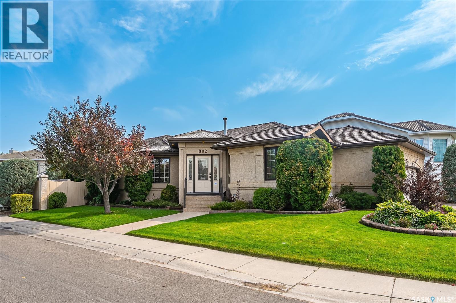 Property image for 802 Braeside VIEW|Saskatoon, Saskatchewan S7V1A7