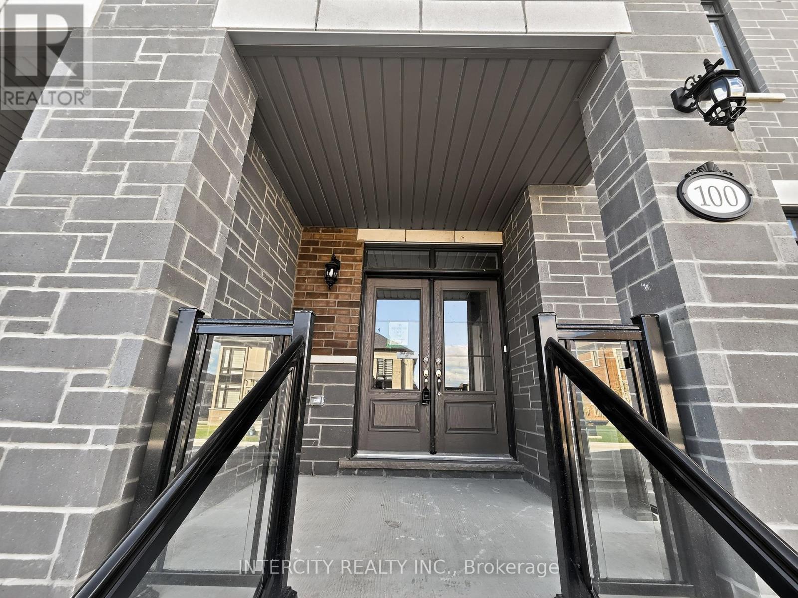 Property image for 100 GRASSBANK ROAD|Brampton (Sandringham-Wellington North), Ontario L6R4E7