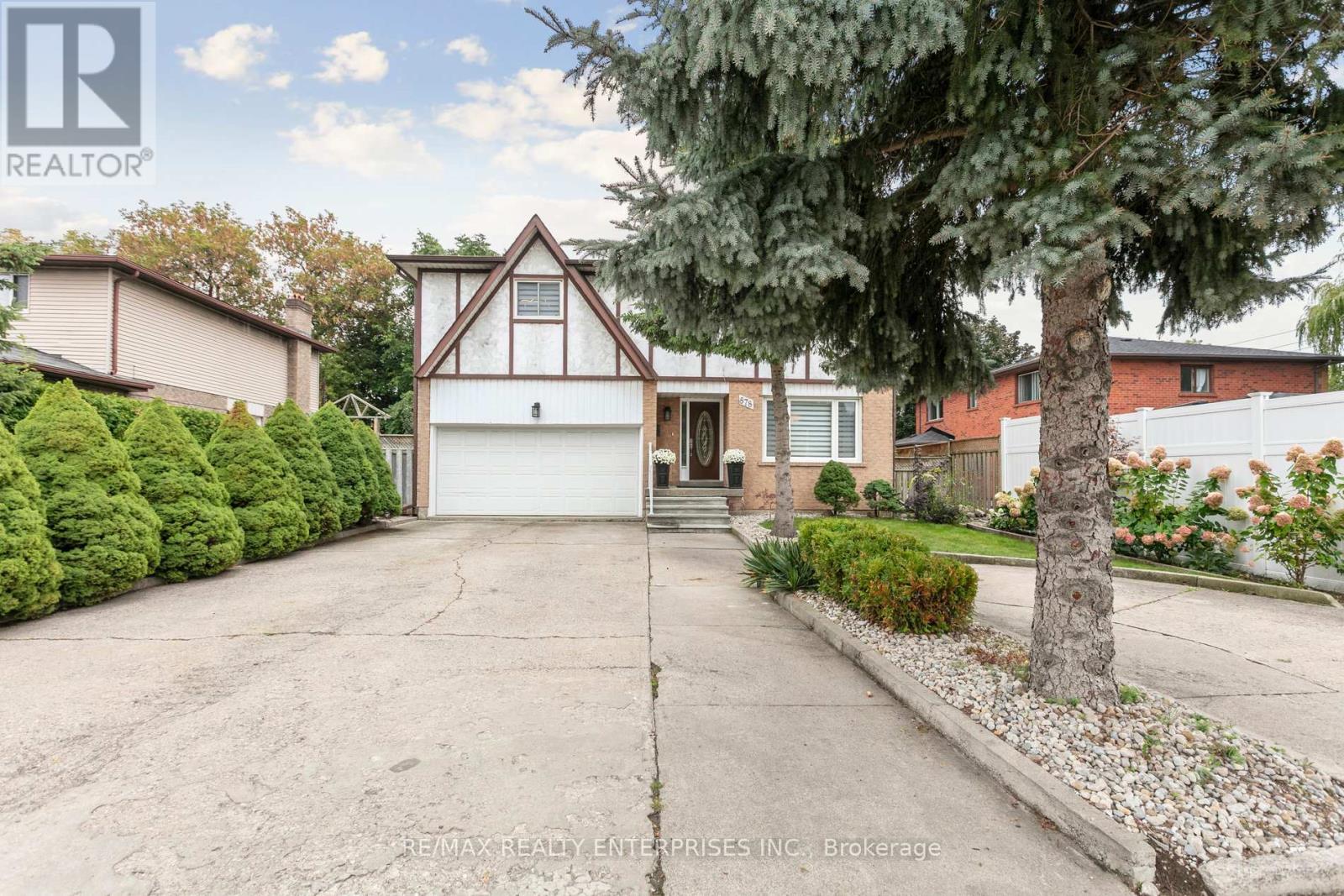 878 SOUTH SERVICE ROAD|Mississauga (Lakeview), Ontario L5E1T9