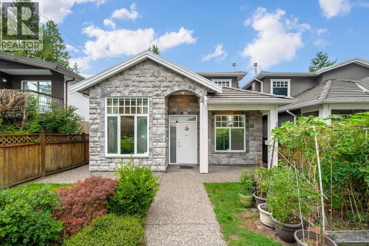5239 INMAN AVENUE|Burnaby, British Columbia V5H2L5