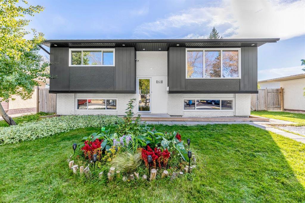 1623 Chancellor Drive|Winnipeg, Manitoba R3T4B8