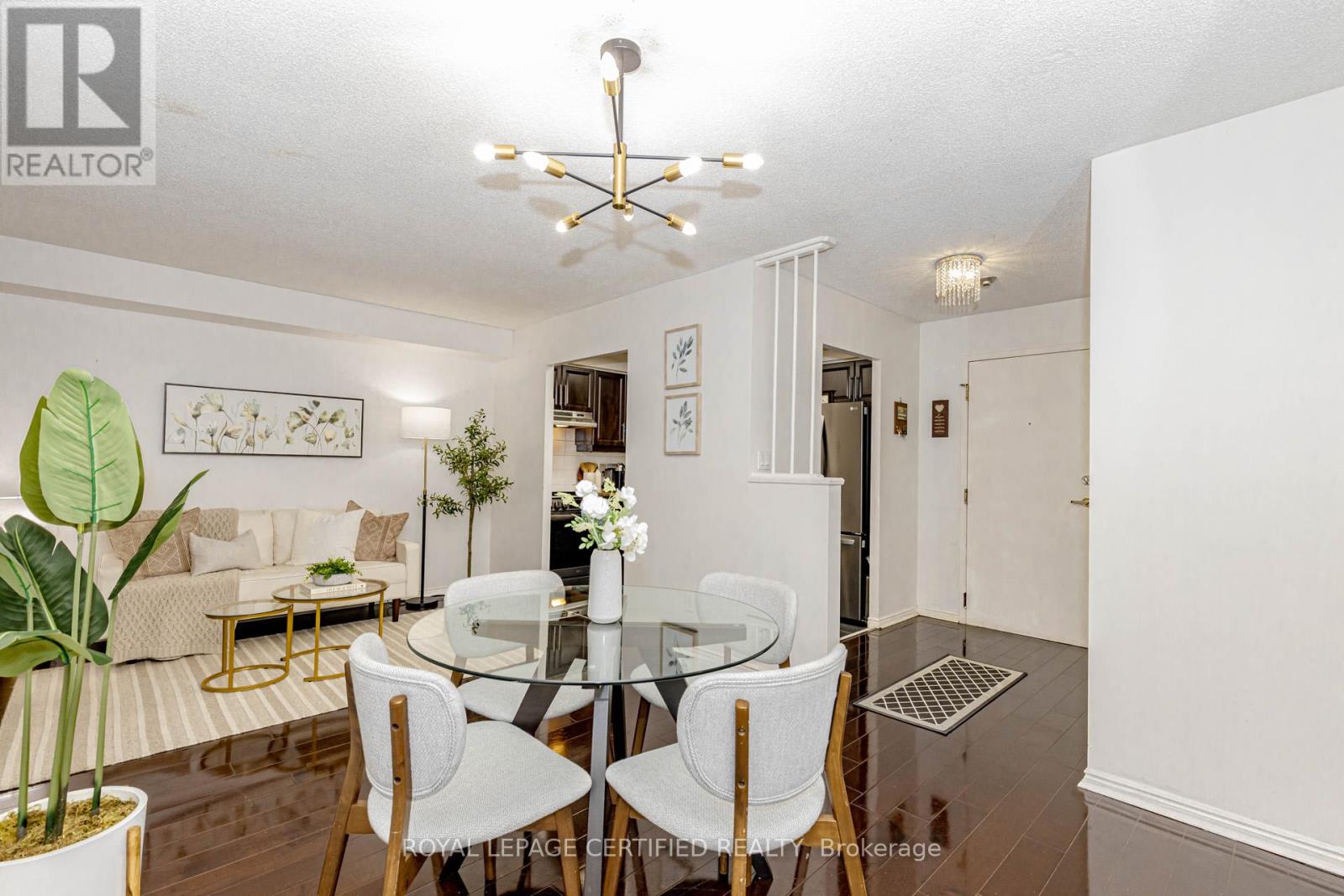 313 - 135 HILLCREST AVENUE|Mississauga (Cooksville), Ontario L5B4B1