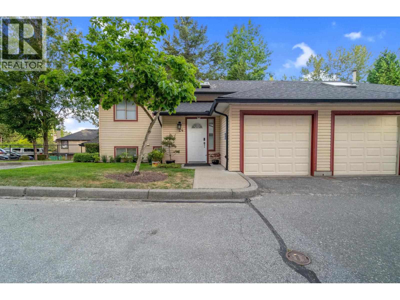 24 21960 RIVER ROAD|Maple Ridge, British Columbia V2X2C3