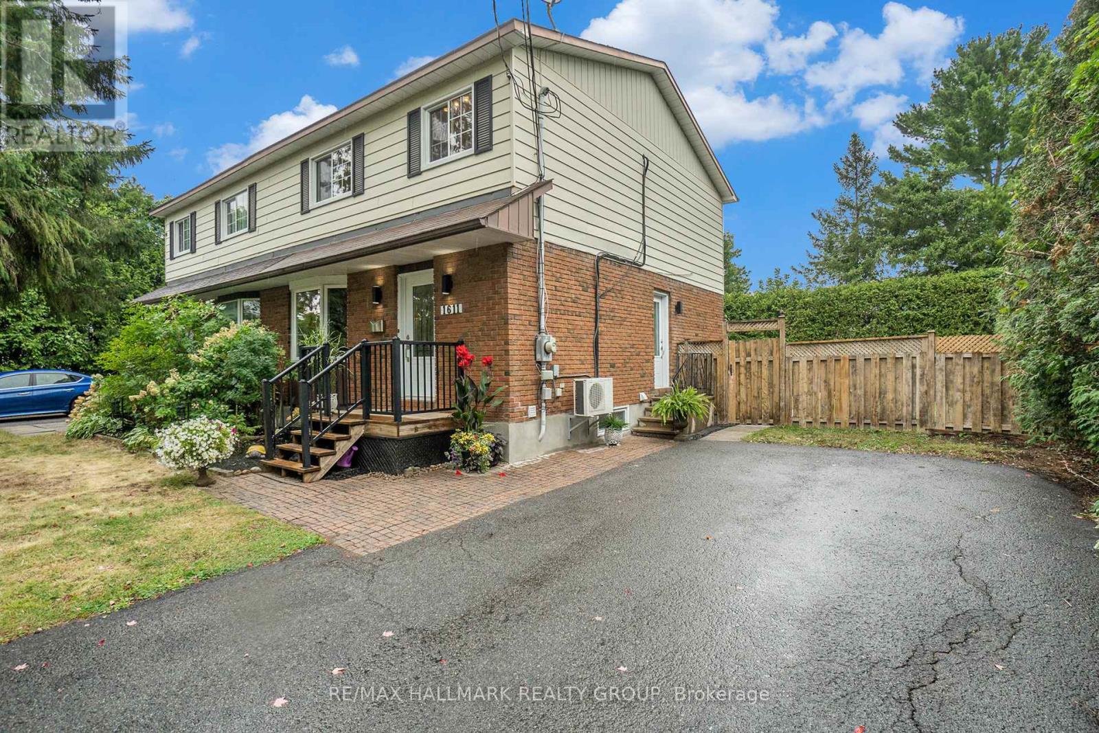 Property image for 1611 BELCOURT BOULEVARD|Ottawa, Ontario K1C1M3