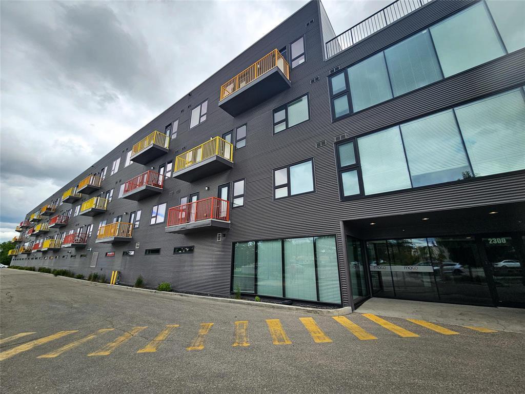 206 2300 Pembina Highway|Winnipeg, Manitoba R3T2H3