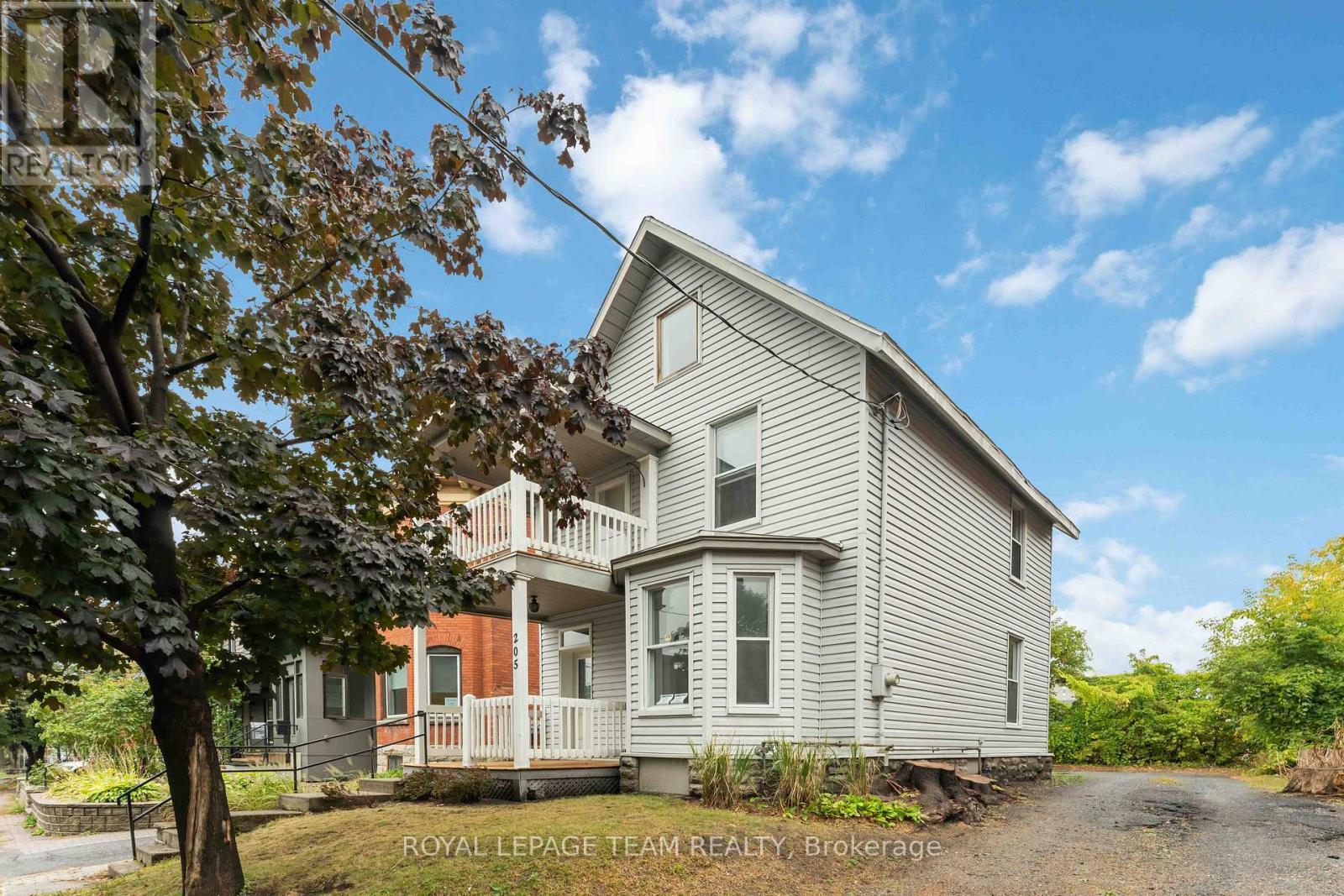 205 PRETORIA AVENUE|Ottawa, Ontario K1S1X1