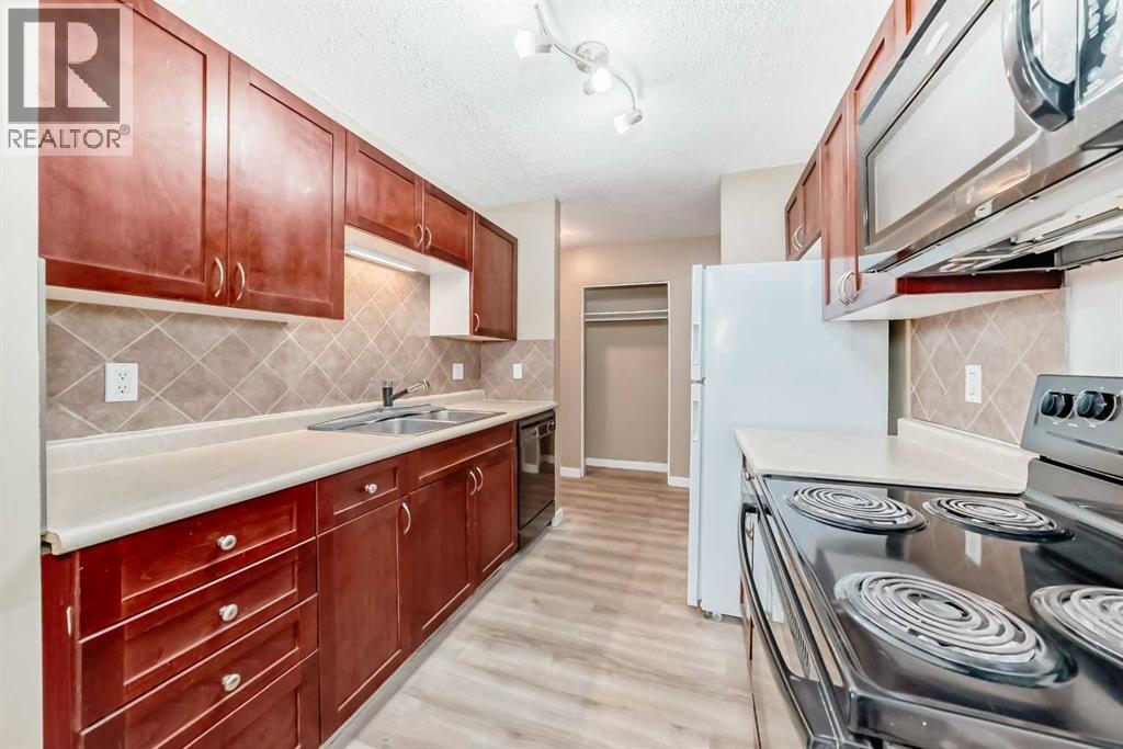 Property image for 104, 7164 Parke Avenue|Red Deer, Alberta T4P1M9