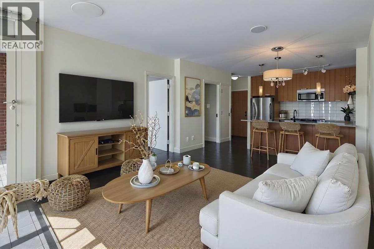 201 2321 SCOTIA STREET|Vancouver, British Columbia V5T0A8