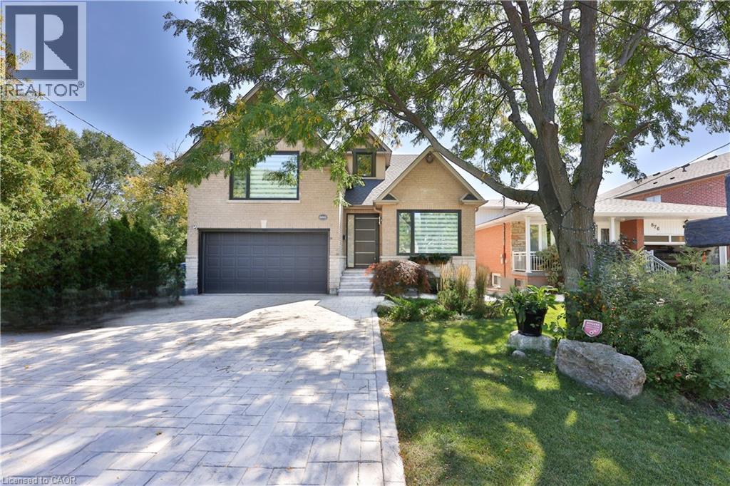 Property image for 880 6TH Street|Mississauga, Ontario L5E1N6
