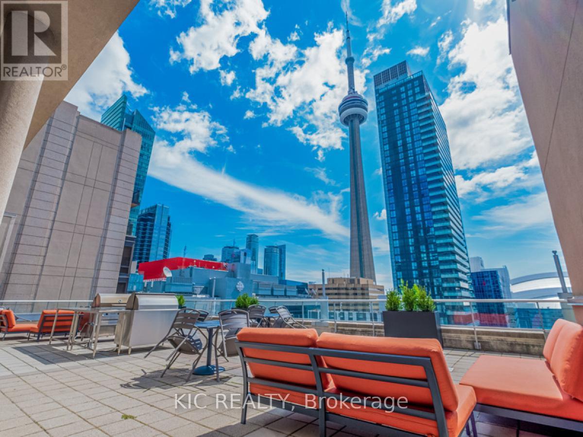 1727 - 250 WELLINGTON STREET W|Toronto (Waterfront Communities), Ontario M5V3P6