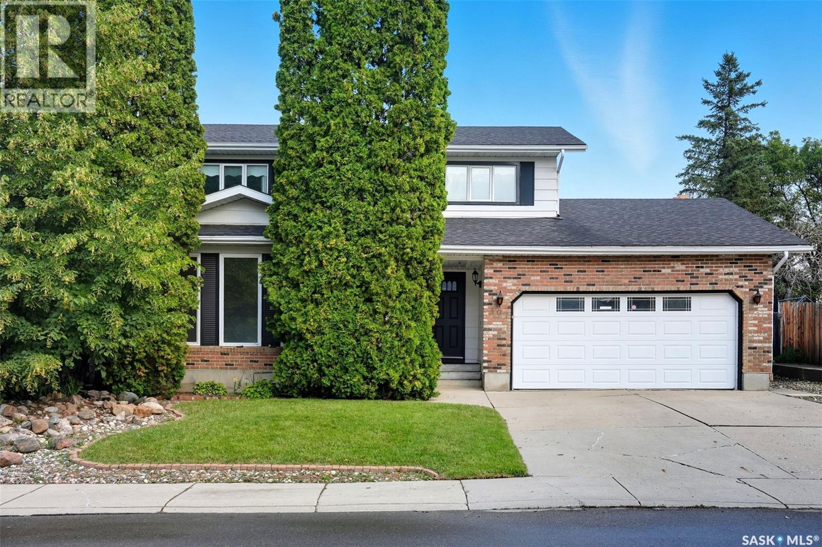 Property image for 407 Penryn COURT|Saskatoon, Saskatchewan S7H5G8