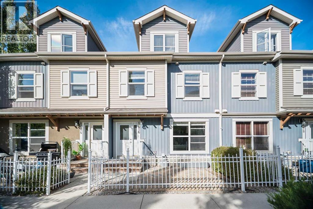 Property image for 1016, 10 Auburn Bay Avenue SE|Calgary, Alberta T3M0P8