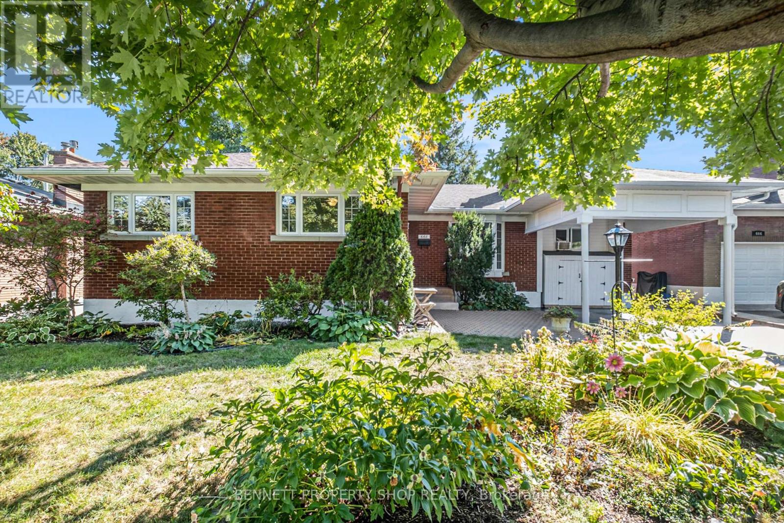 668 CHAPMAN BOULEVARD|Ottawa, Ontario K1G1T6