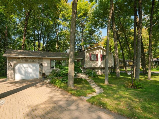 Property image for 101 Rue du Piémont|Sainte-Julie, Quebec J3E3A6