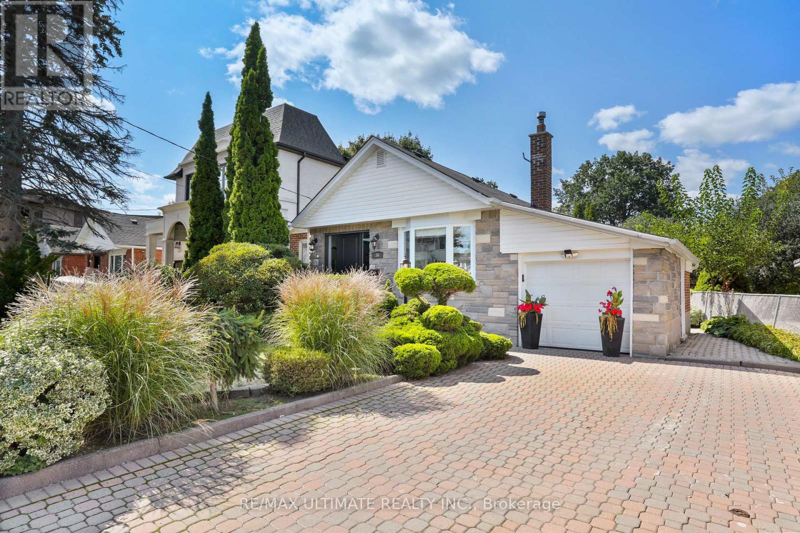 Property image for 36 ASHALL BOULEVARD|Toronto (O'Connor-Parkview), Ontario M4B3C1