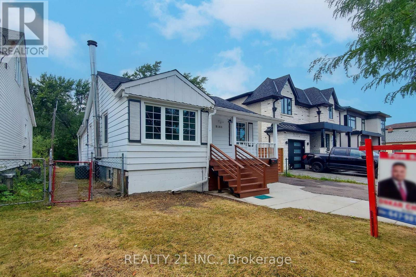 Property image for 3131 CHURCHILL AVENUE|Mississauga (Malton), Ontario L4T1R6