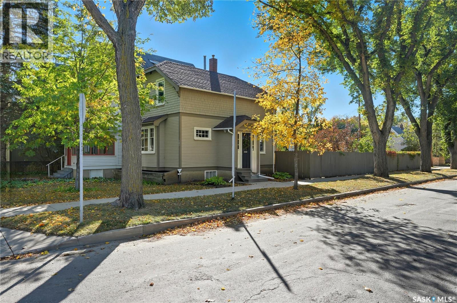 502 Lansdowne AVENUE|Saskatoon, Saskatchewan S7N1E1